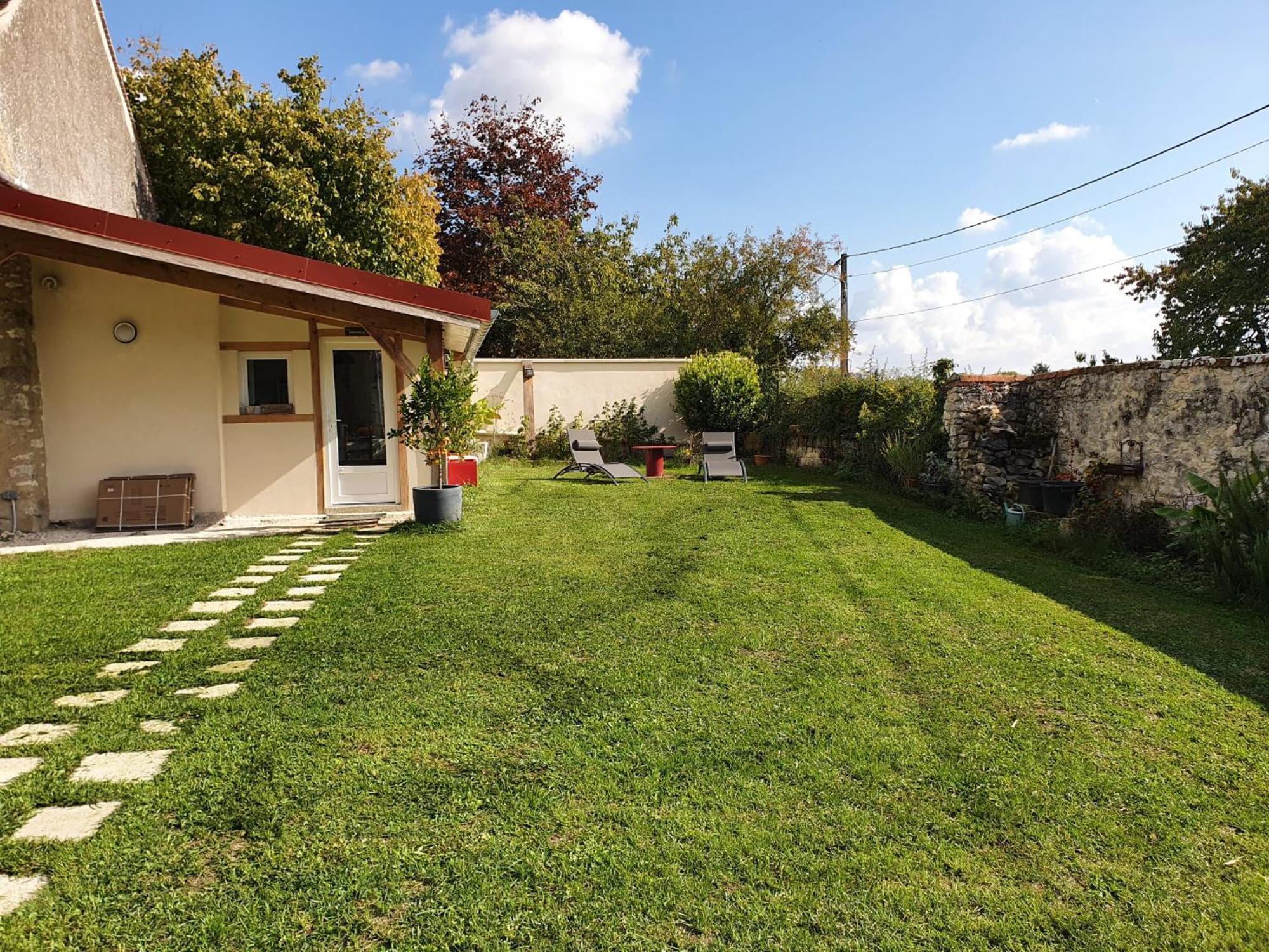 La Source De Kali Bed & Breakfast Bescherelles Luaran gambar